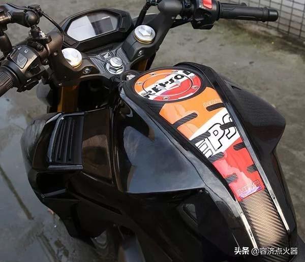 为什么摩托车油表指示不准确，扭尽油门还是“加速无力”？